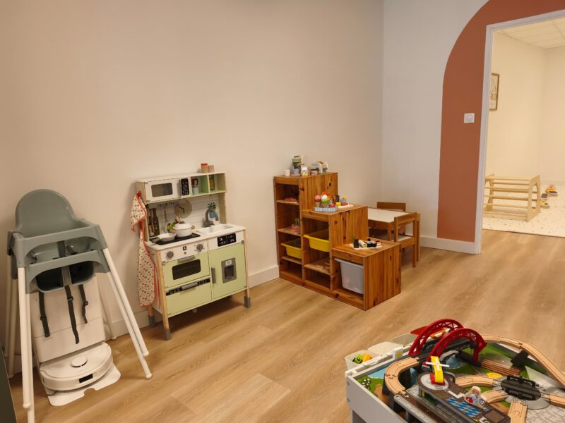 CREA-KID, aire de jeux-café-ateliers