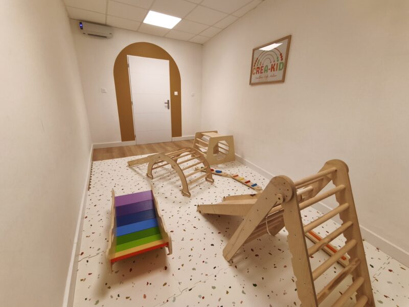 CREA-KID, aire de jeux-café-ateliers