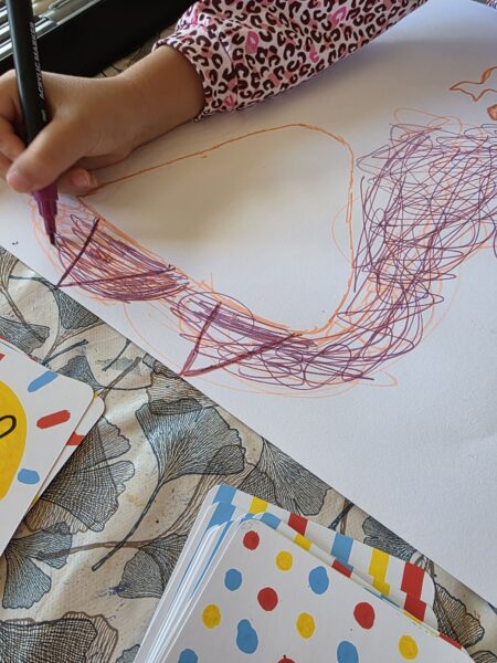 Séance individuelle art-thérapie enfant, ado, adulte et famille