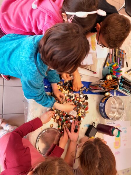 Atelier créatif en groupe (minimum 3 enfants) - 2h