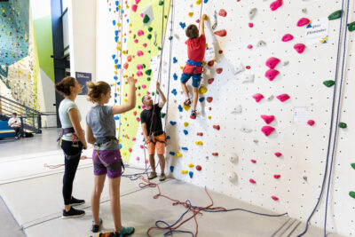 Cours d'escalade en famille !
