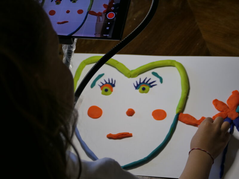 Un espace d'expression unique pour révéler les talents de ton enfant