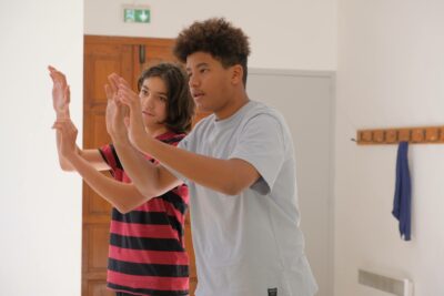 Stage Printemps 2026 - 1ère semaine - 100% Ados - Théâtre et Réalisation